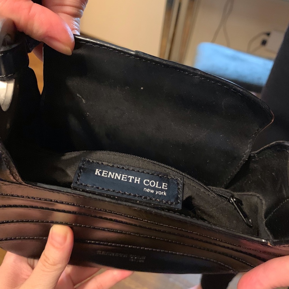 Kenneth Cole mini bag - Picture 3 of 6